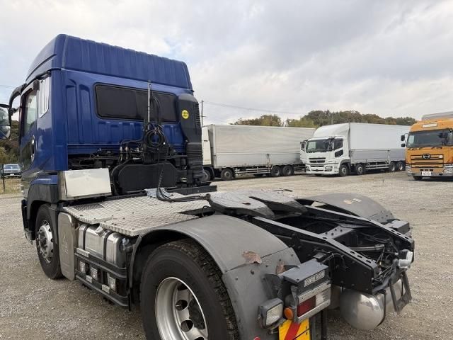 MITSUBISHI FUSOU SUPER GREAT 2012