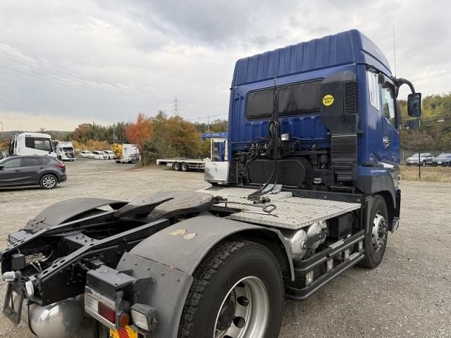 MITSUBISHI FUSOU SUPER GREAT 2012