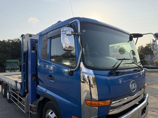 NISSAN DIESEL CONDOR 2014