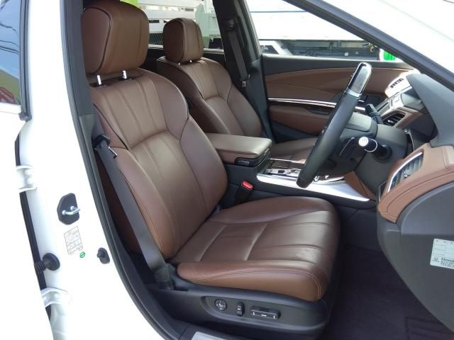 HONDA LEGEND HYBRID 2019