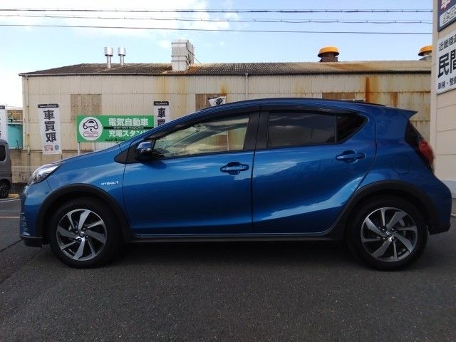 TOYOTA AQUA 2018