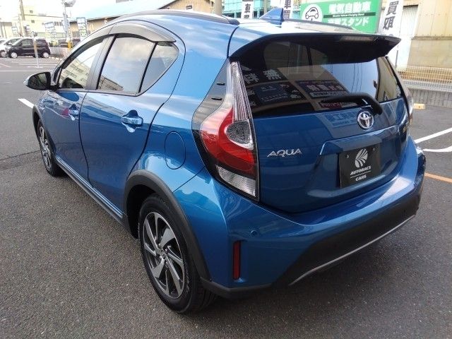TOYOTA AQUA 2018
