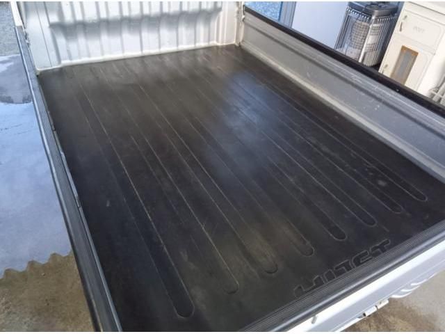 DAIHATSU HIJET truck 4WD 2000