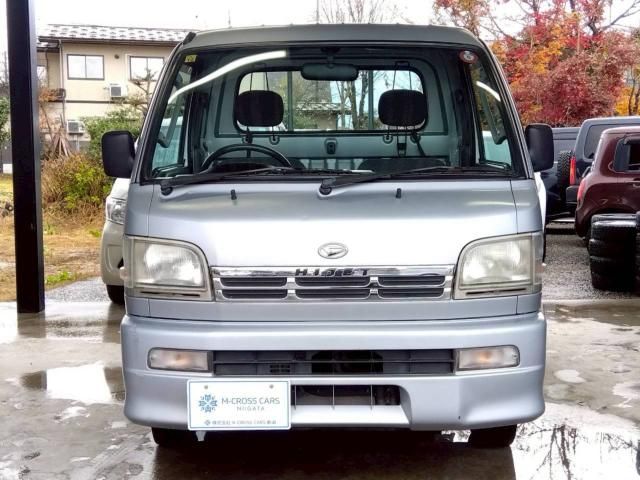 DAIHATSU HIJET truck 4WD 2000
