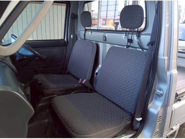 DAIHATSU HIJET truck 4WD 2000