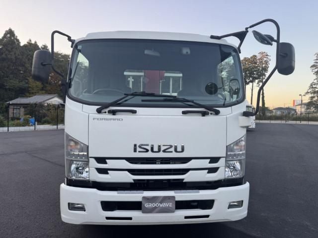 ISUZU FORWARD 2018