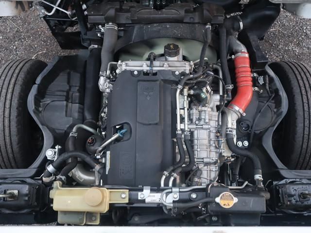 MITSUBISHI CANTER 2020