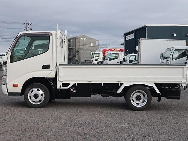 TOYOTA DYNA 2012