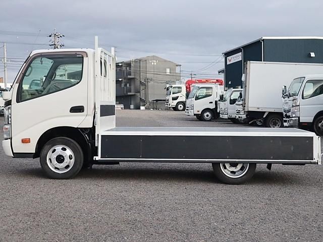 TOYOTA DYNA 2012