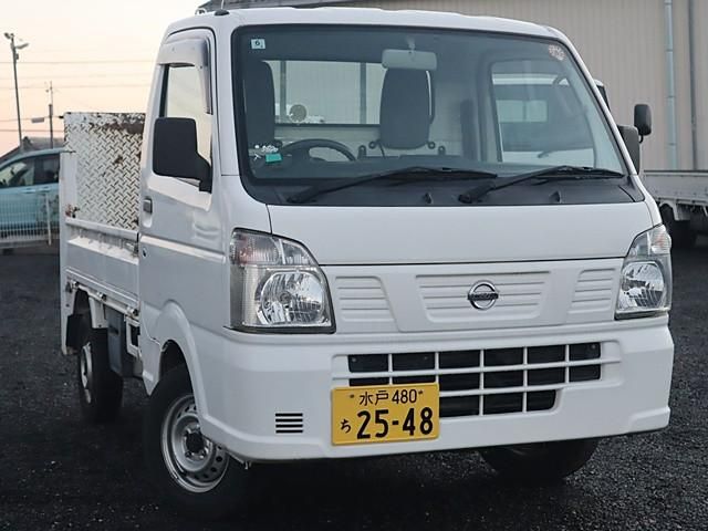 NISSAN CLIPPER truck 2017