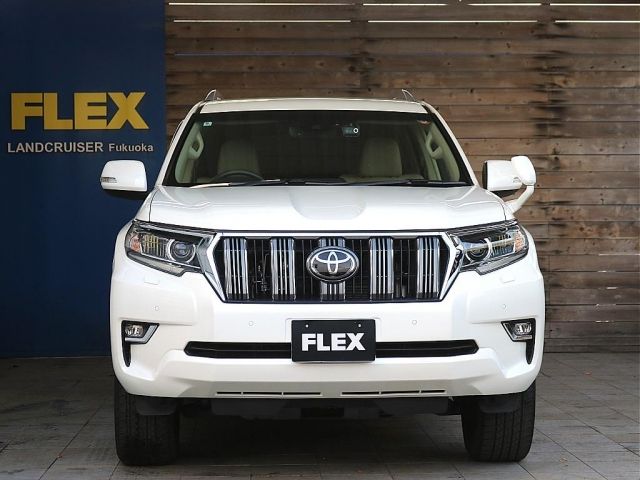 TOYOTA LANDCRUISER PRADO 2022