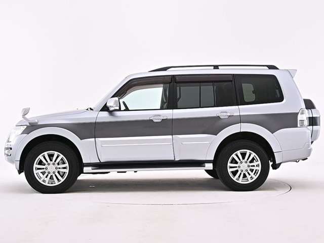 MITSUBISHI PAJERO wagon 2015
