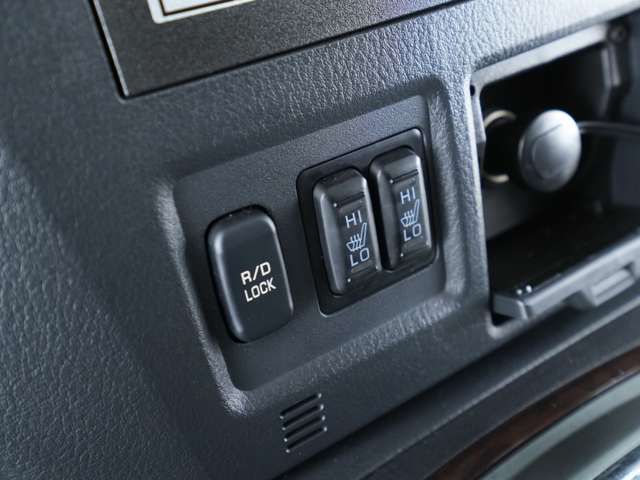 MITSUBISHI PAJERO wagon 2015