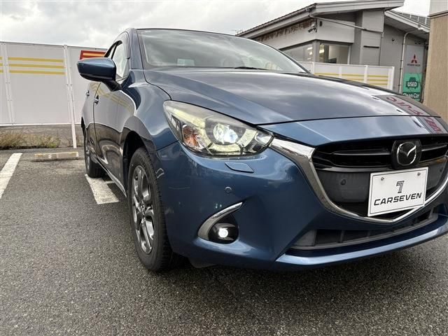 MAZDA DEMIO 4WD 2017