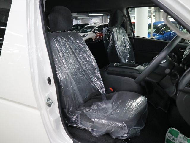 TOYOTA HIACE wagon 2025