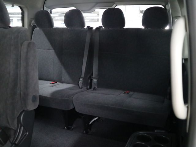 TOYOTA HIACE wagon 2025