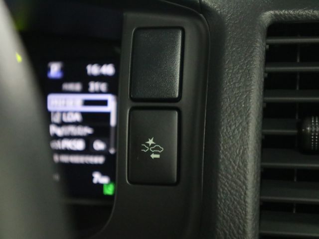 TOYOTA HIACE wagon 2025