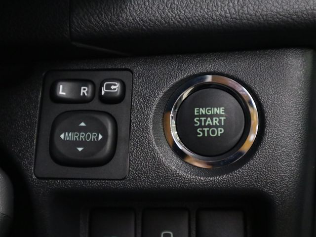 TOYOTA HIACE wagon 2025