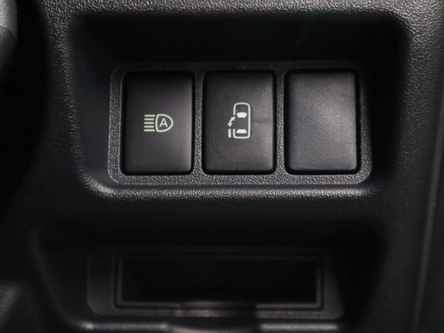 TOYOTA HIACE wagon 2025