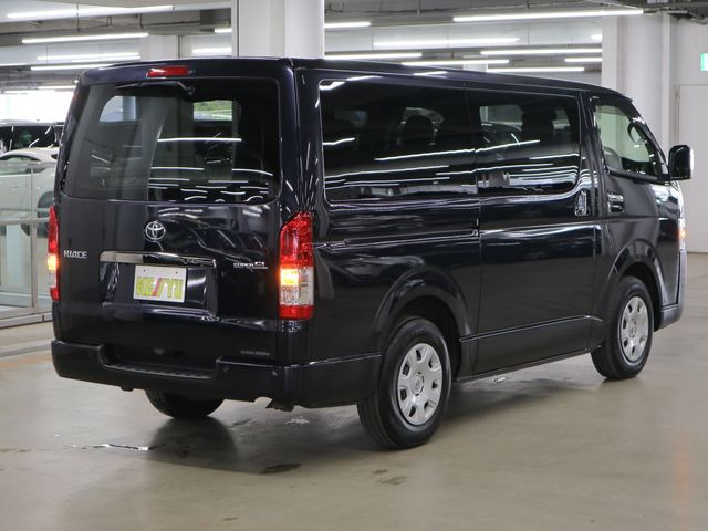 TOYOTA HIACE van 2WD 2022