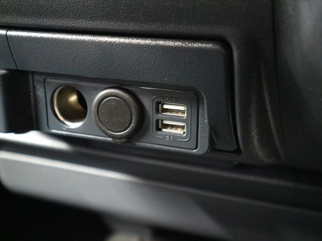 TOYOTA HIACE van 2WD 2022