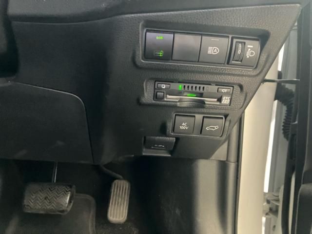 TOYOTA COROLLA CROSS HYBRID 2021