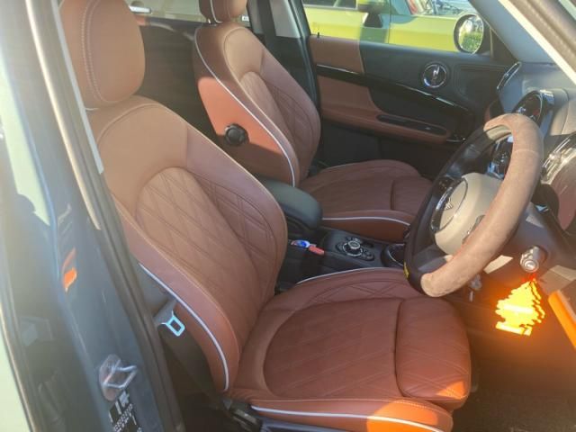 BMW MINI COOPER D CROSSOVER 2024