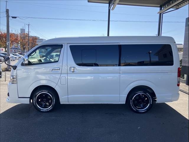 TOYOTA HIACE van 2WD 2022