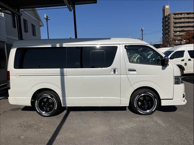 TOYOTA HIACE van 2WD 2022