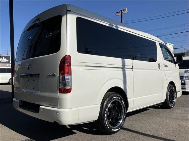 TOYOTA HIACE van 2WD 2022