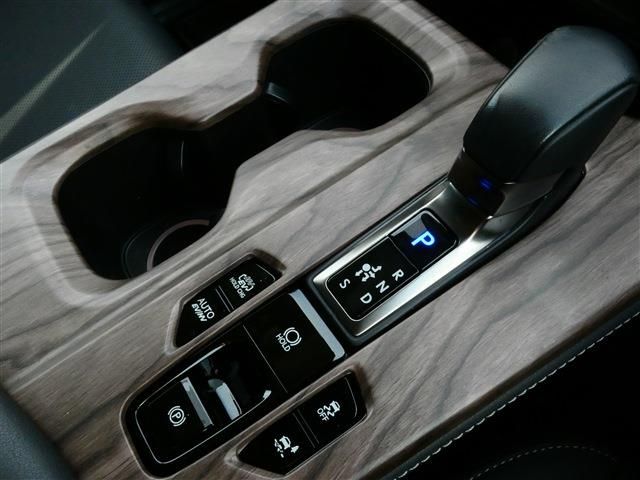 TOYOTA LEXUS NX450h+ AWD 2024