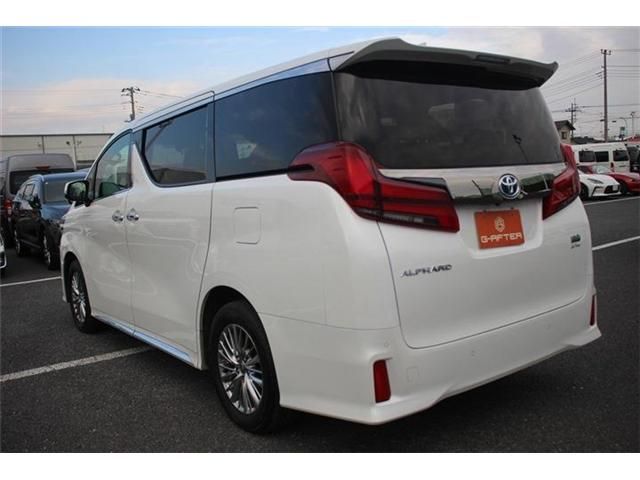 TOYOTA ALPHARD hybrid 4WD 2022