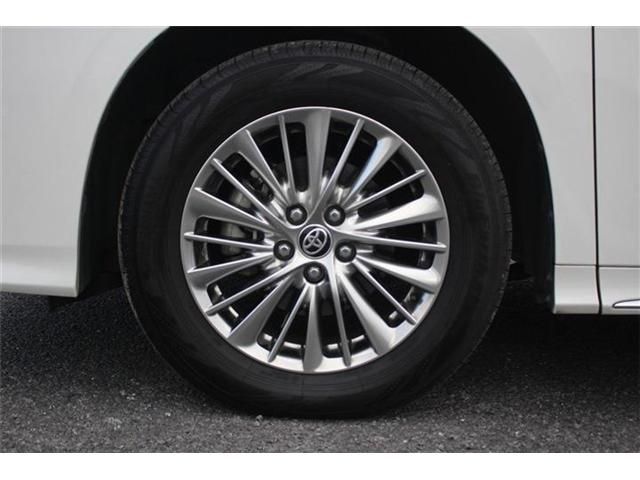 TOYOTA ALPHARD hybrid 4WD 2022