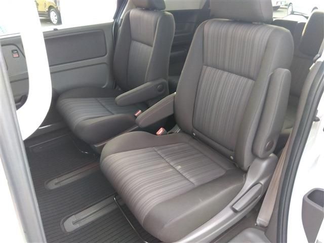 HONDA FREED HYBRID 4WD 2017