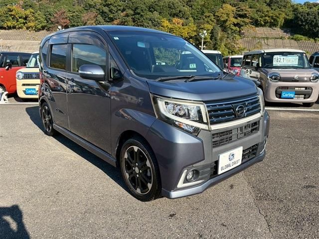 DAIHATSU MOVE CUSTOM 2016