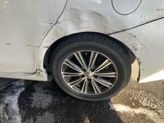 TOYOTA PRIUS Alpha 2013