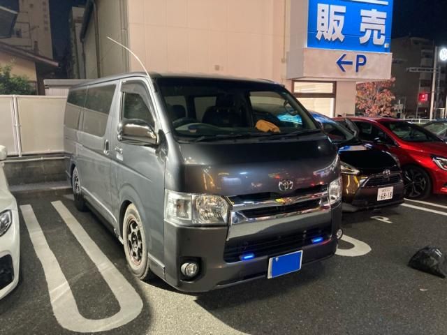 TOYOTA HIACE van 2WD 2011
