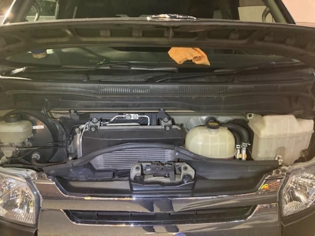 TOYOTA HIACE van 2WD 2011