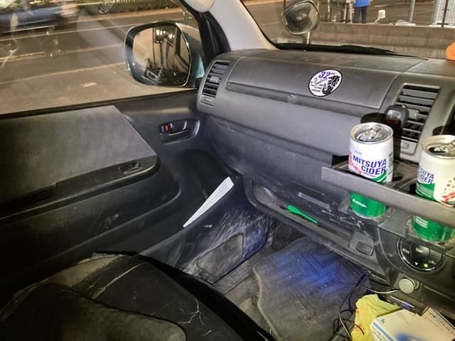 TOYOTA HIACE van 2WD 2011