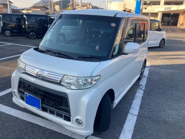 DAIHATSU TANTO CUSTOM 2011