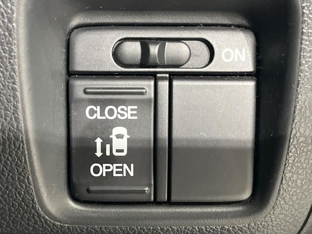 HONDA N BOX CUSTOM 2015