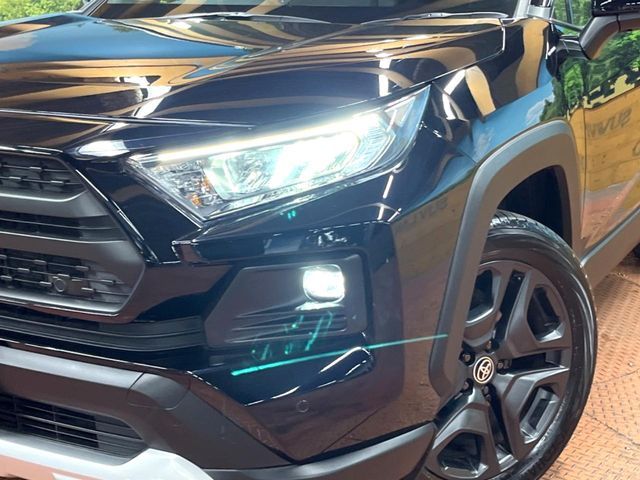 TOYOTA RAV4 4WD 2025