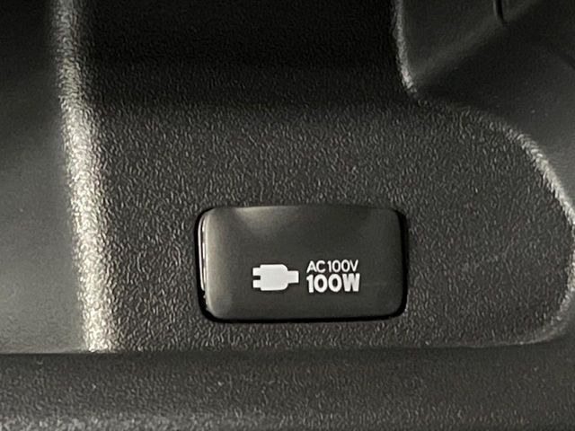 TOYOTA HIACE wagon 4WD 2017