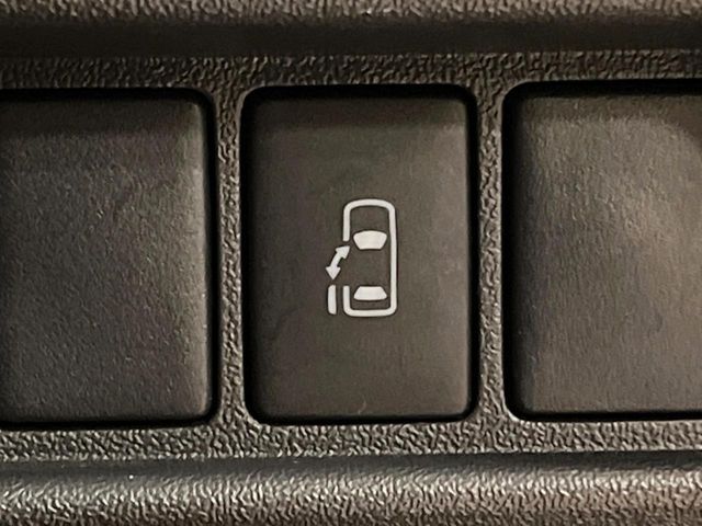 TOYOTA HIACE wagon 4WD 2017