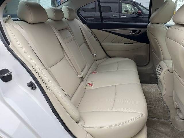 NISSAN SKYLINE HYBRID 2014