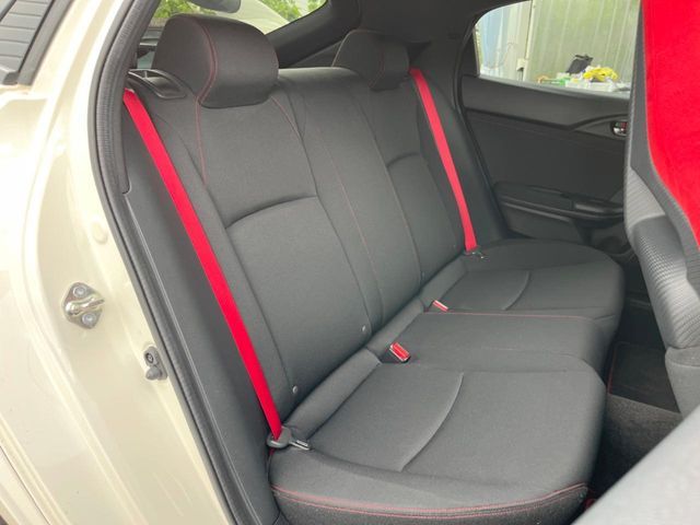 HONDA CIVIC hatchback 2017