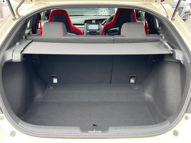 HONDA CIVIC hatchback 2017