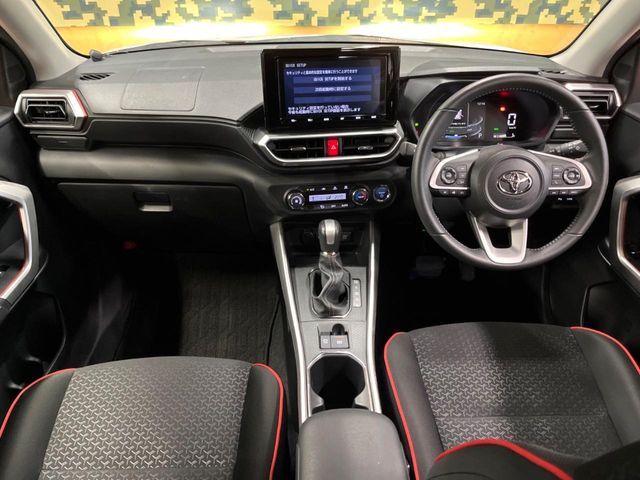 TOYOTA RAIZE HYBRID 2023