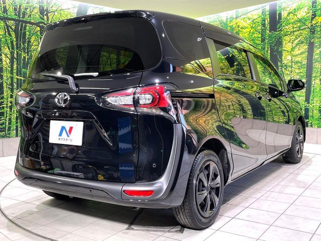 TOYOTA SIENTA 2021