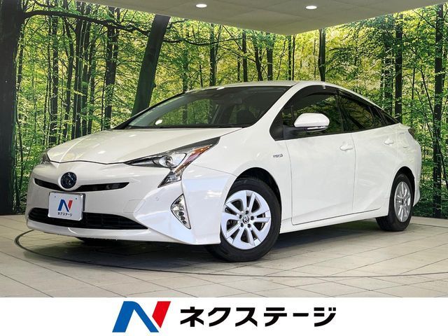TOYOTA PRIUS 2018